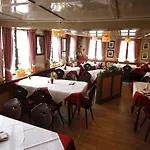 Schwarzwaldgasthof Schwanen Otel