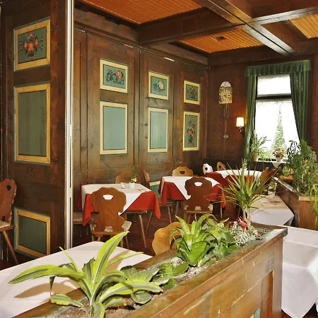 Schwarzwaldgasthof Schwanen Otel Schonach im Schwarzwald
